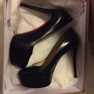 👠Christian Louboutin Bianca Heels -Good condition